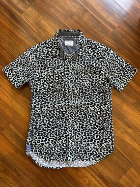 Sunrise Kingdom Leopard Print Button-Up🔵